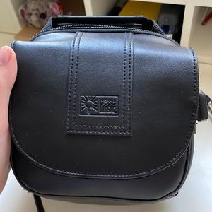 Case logic CD player travel case